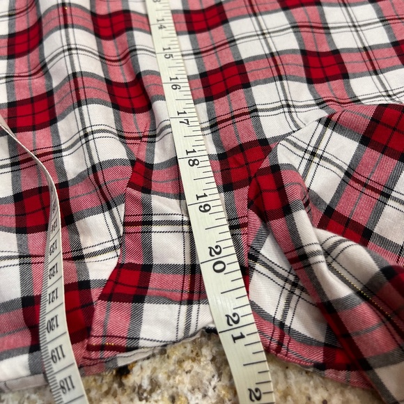 Talbots LARGE PETITE red/black/white plaid with a metallic thread.  EUC!!!!! - Picture 10 of 13